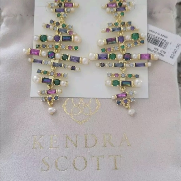 Kendra Scott Madelyn Statement Earrings in Gold Multi Mix - Picture 3 of 6